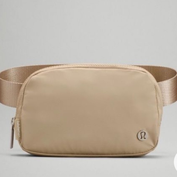 lululemon athletica Handbags - Everywhere Belt Bag Lululemon